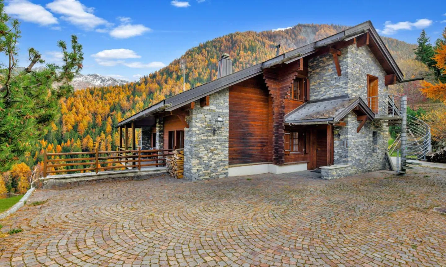 Chalet exceptionnel à La Tzoumaz - Photo 2 sur 13