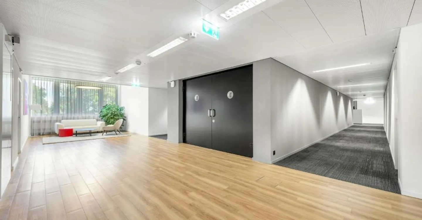 Open-Space Büro - Foto 4 von 10