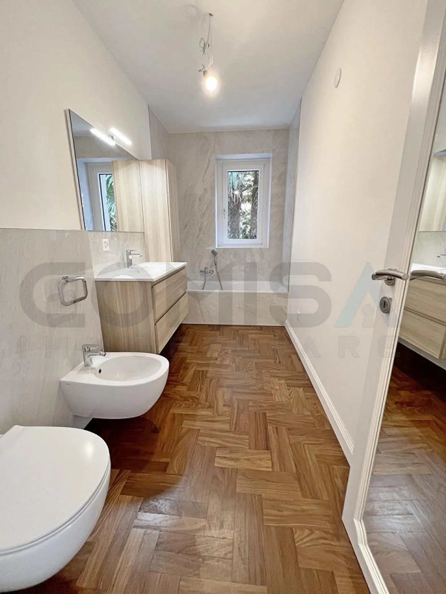 LUGANO CITY CENTER Elegant 10.5-room apartment with garden - Photo 8 of 14