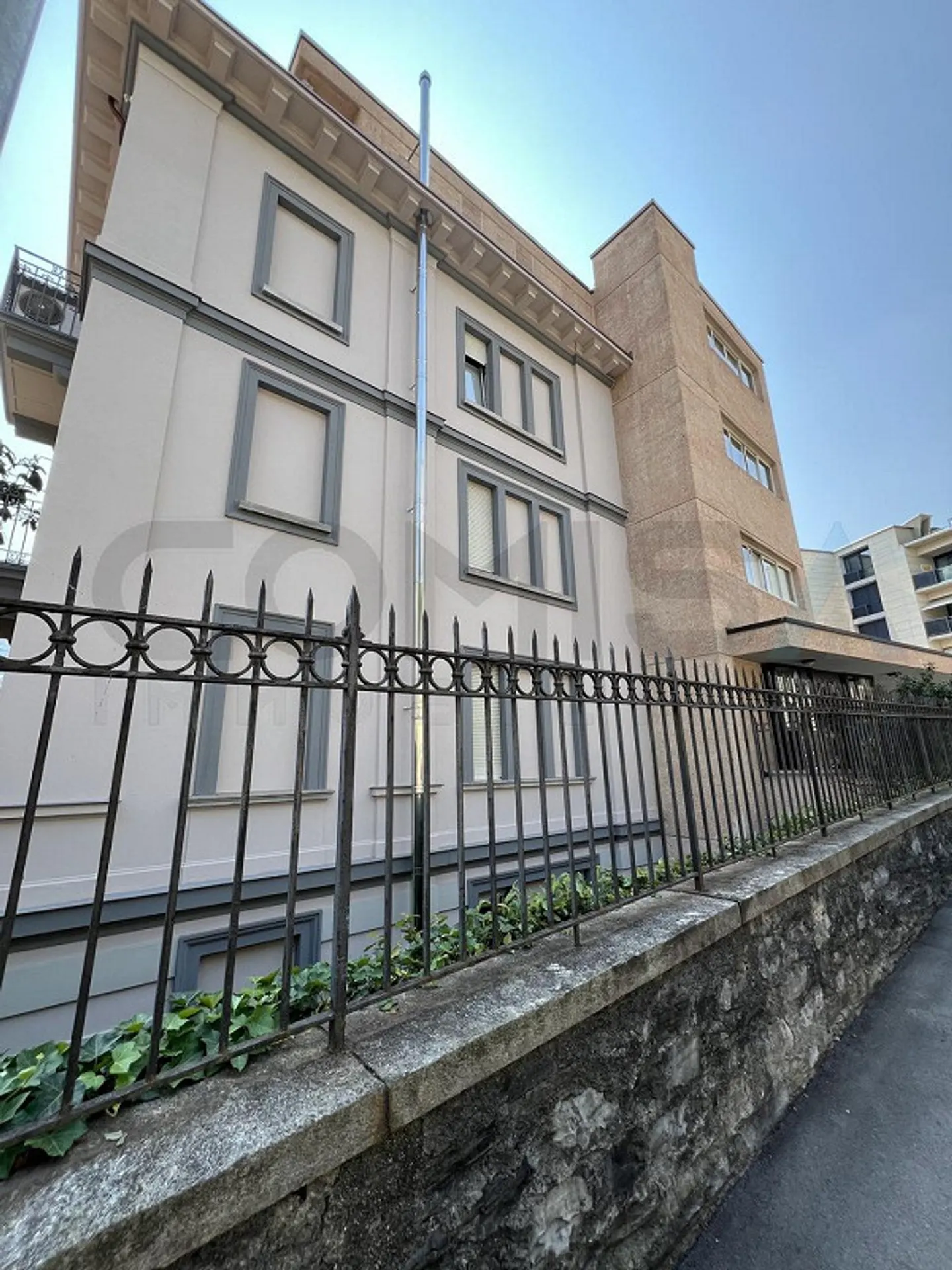 LUGANO CITY CENTER Elegant 10.5-room apartment with garden - Photo 14 of 14