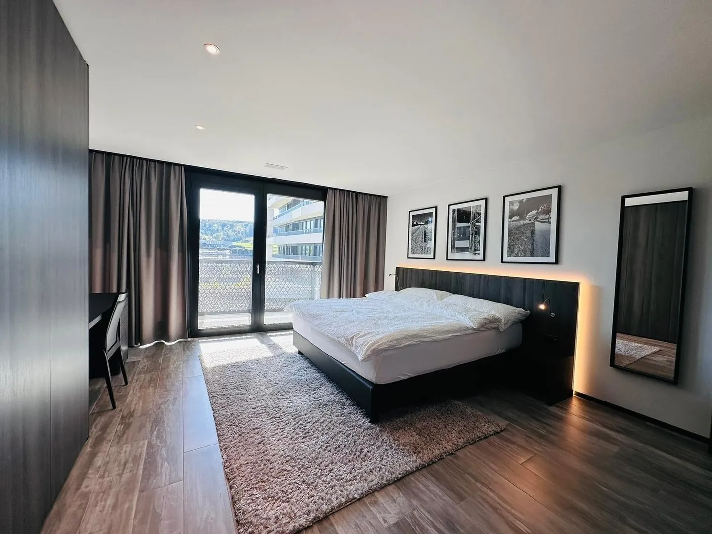 Exclusive furnished 2.5-room apartments in the Three Point Tower - Photo 4 of 9