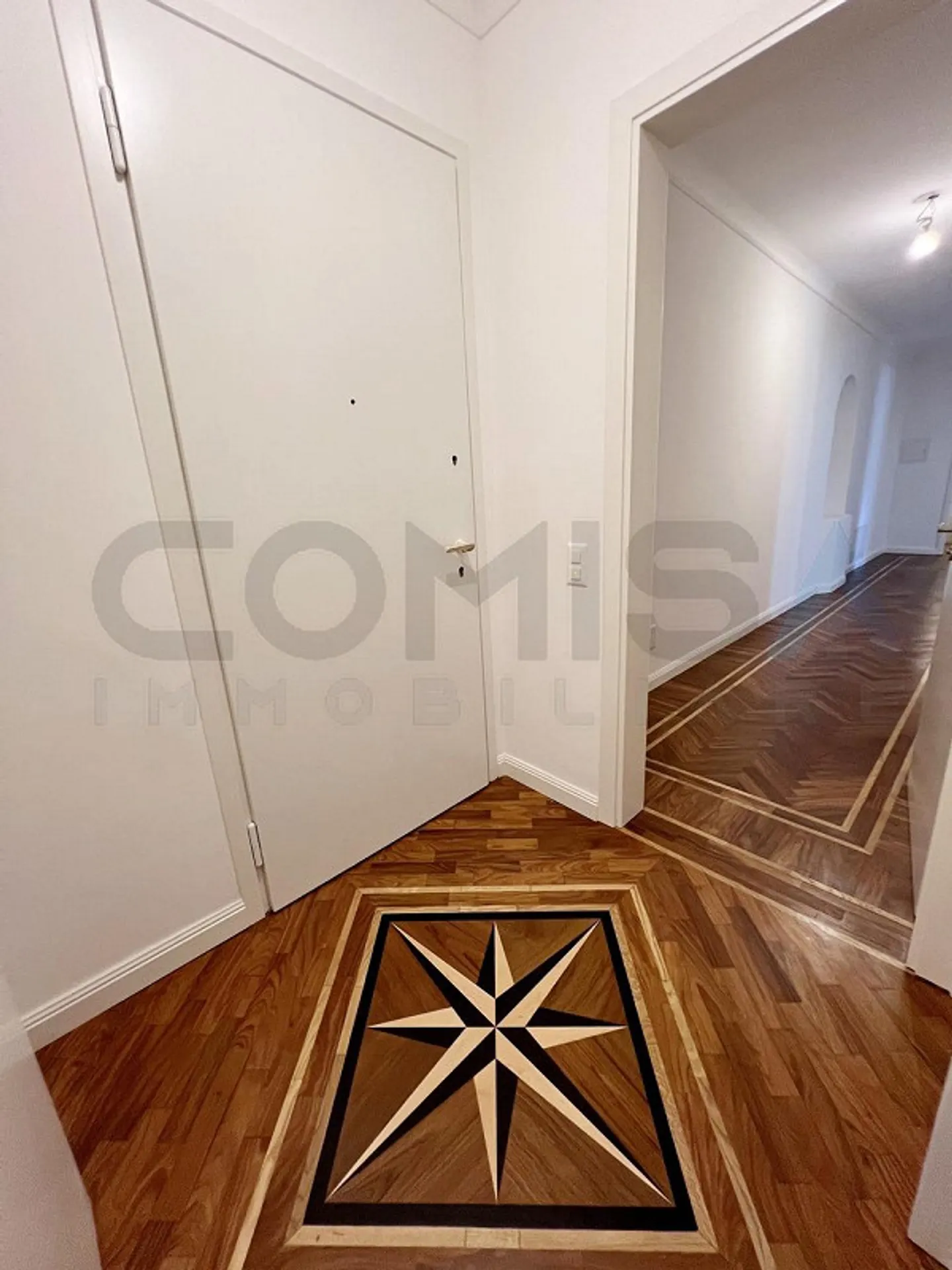 LUGANO CITY CENTER Elegant 10.5-room apartment with garden - Photo 10 of 14