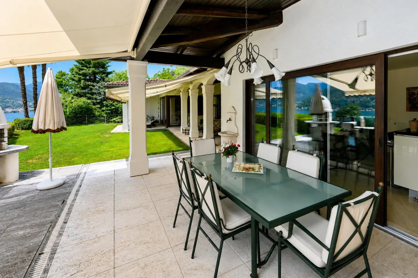 Villa de Luxe avec Piscine et Vue Imprenable sur le Lac de Lugano - Photo 7 sur 26