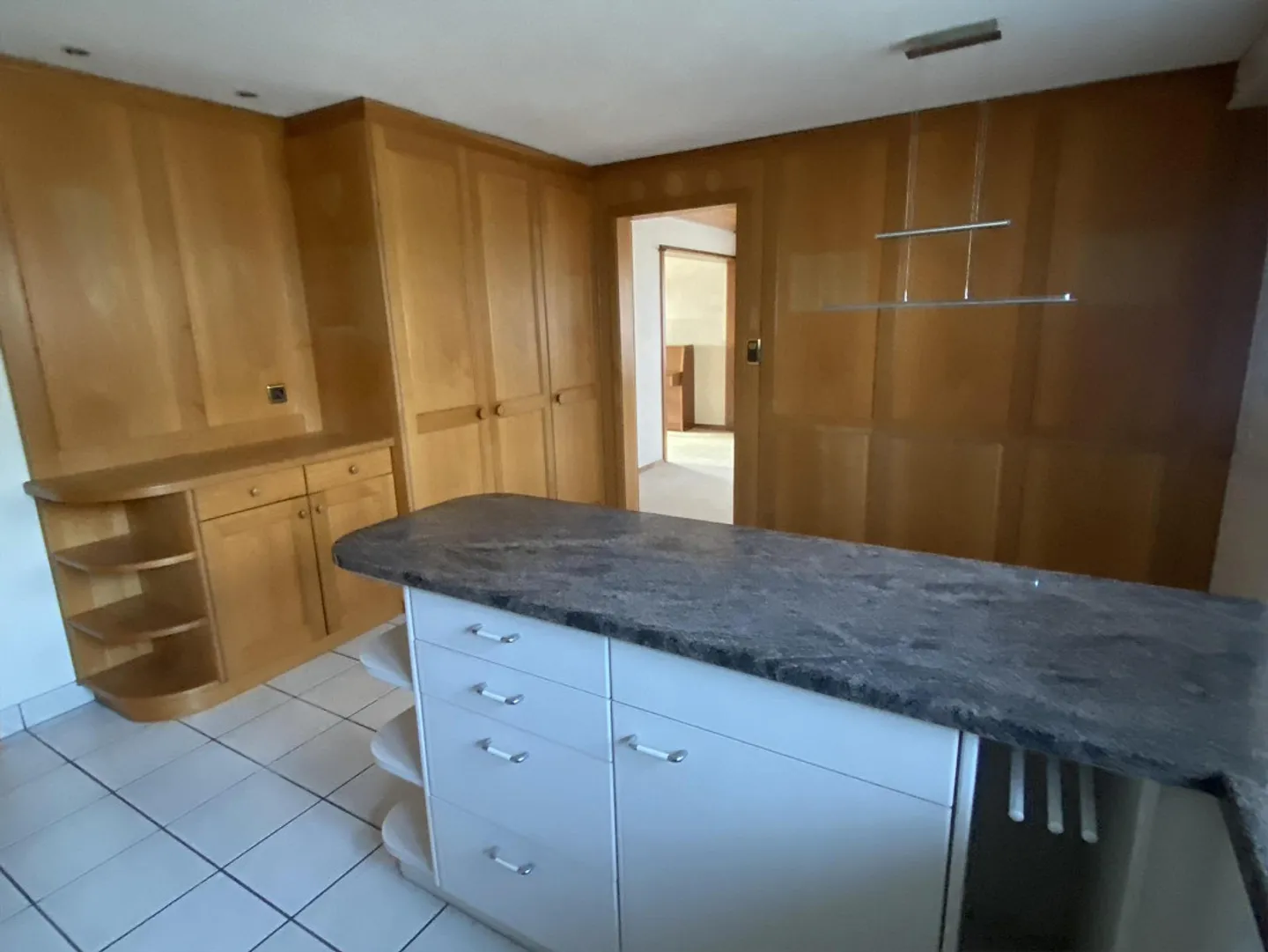 EFH mit Seesicht in familienfreundlichem Quartier - Foto 6 von 30