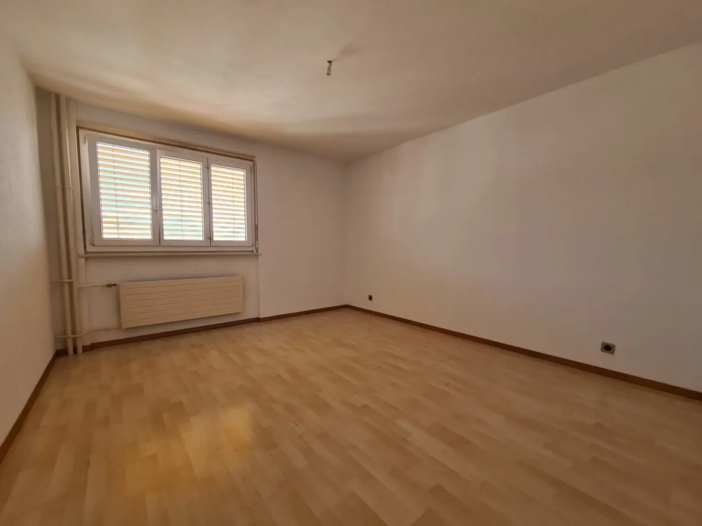 2,5-Zimmer-Wohnung im 10. Stock - Foto 4 von 6