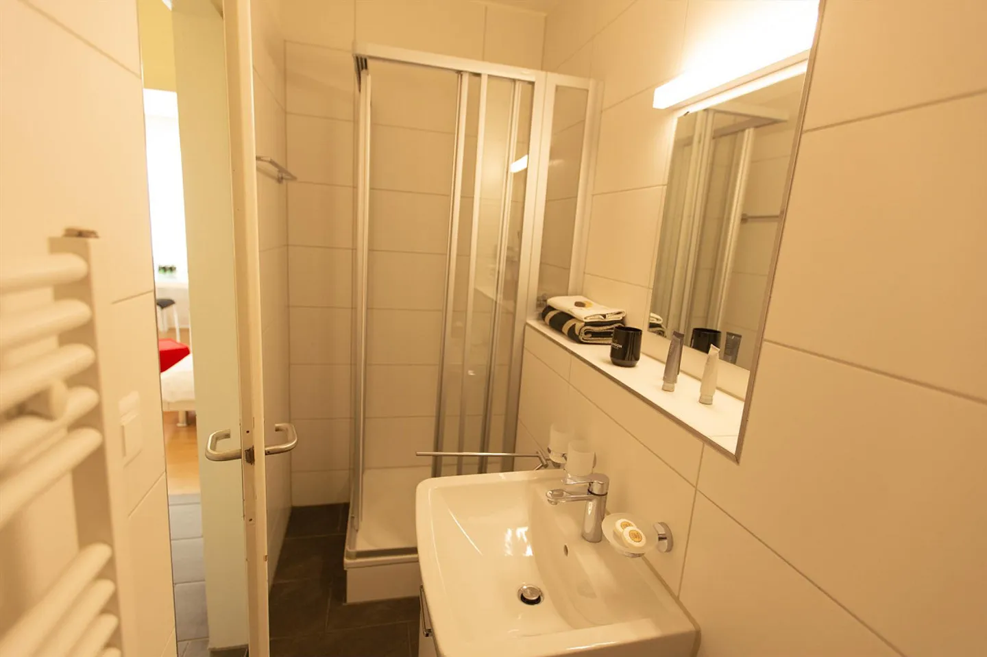 Appartement meublé de 1,5 pièce avec service - Centre-ville de Bâle - Photo 5 sur 7