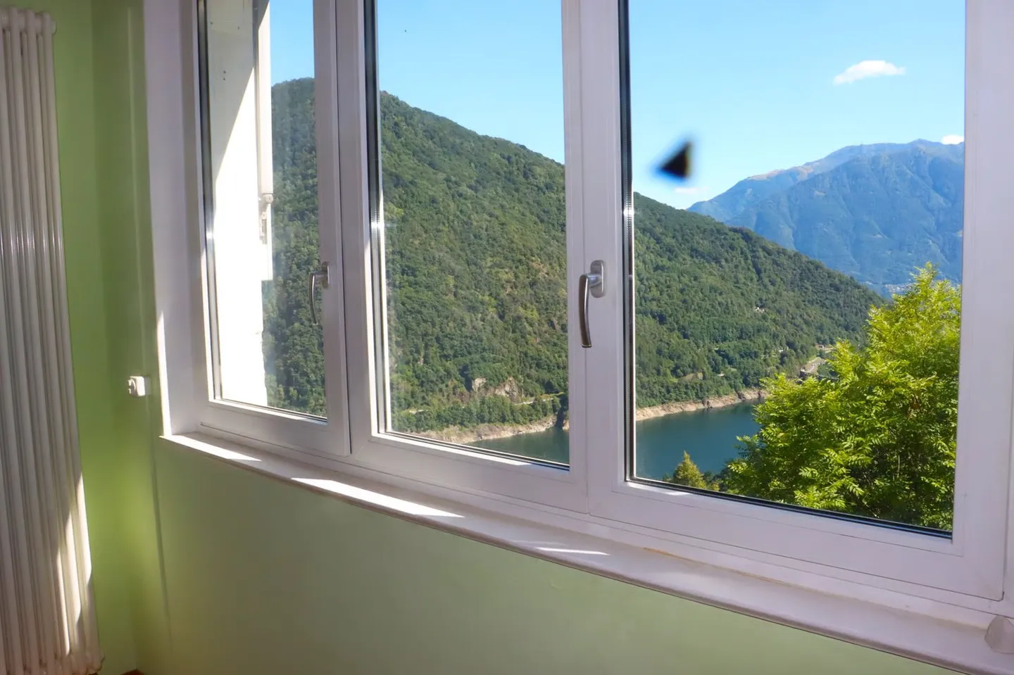 Casa affascinante con due appartamenti pronta per essere abitata - Foto 14 di 19