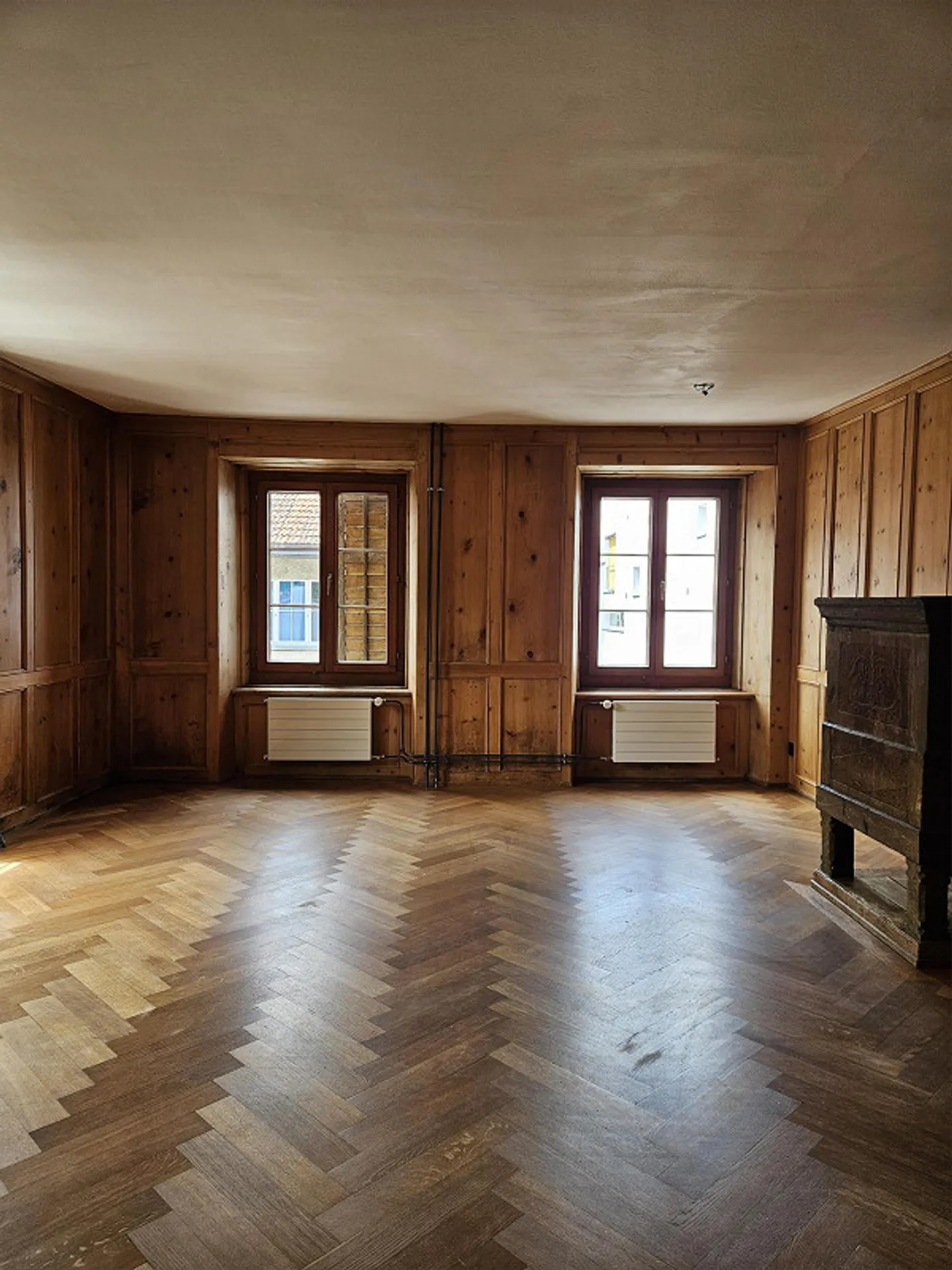 Spacious 3.5-room apartment in the old town of Ilanz - Photo 1 of 11