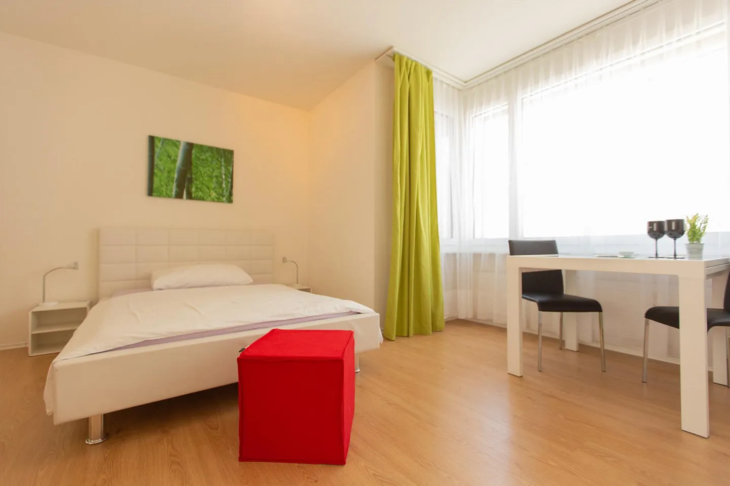 Appartement meublé de 1,5 pièce avec service - Centre-ville de Bâle - Photo 2 sur 7