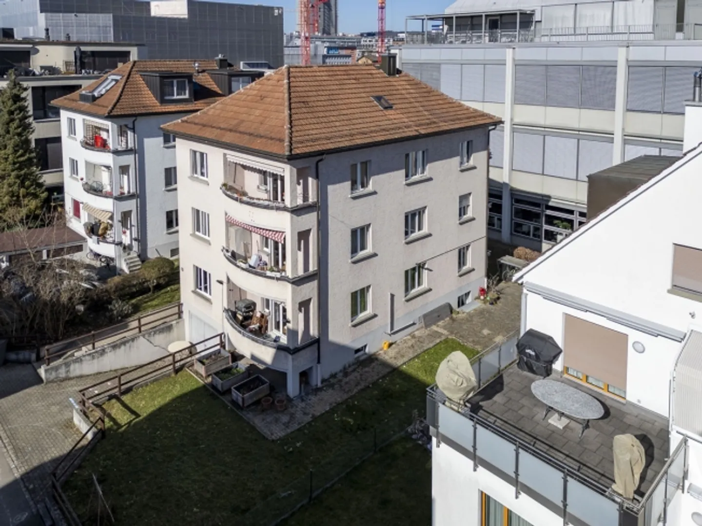 Residential building for sale - Photo 1 of 1