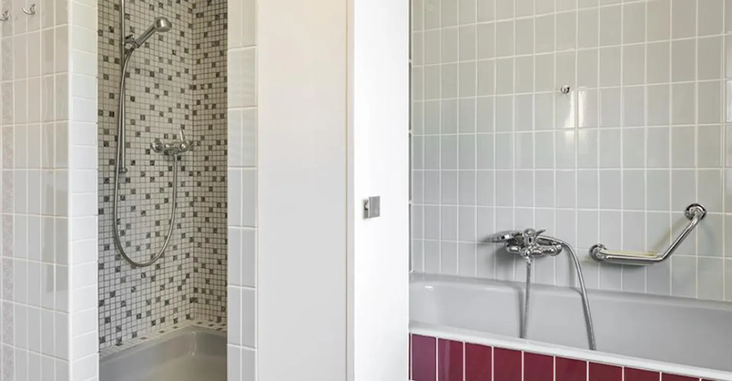 Malleray - Very large penthouse apartment of 7.5 rooms - Photo 11 of 18