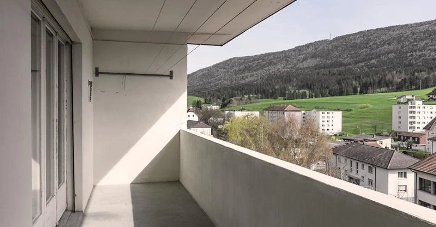 Malleray - Very large penthouse apartment of 7.5 rooms - Photo 13 of 18