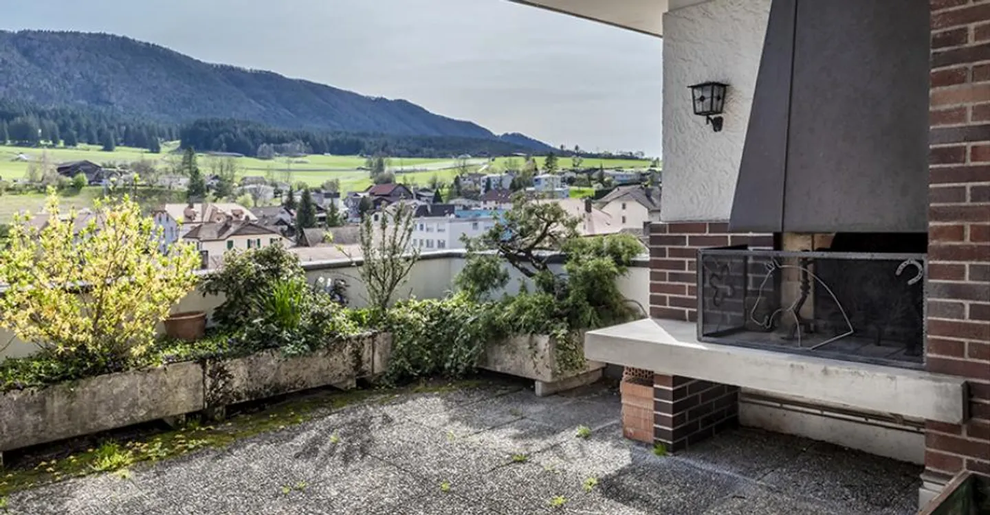 Malleray - Very large penthouse apartment of 7.5 rooms - Photo 15 of 18
