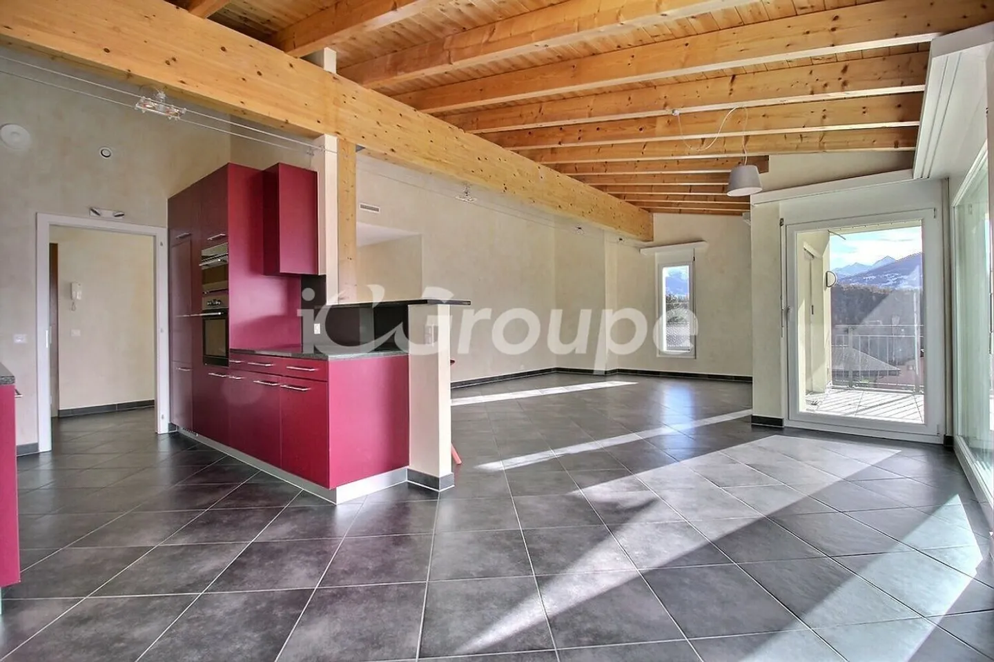 4.5 Room Apartment - Photo 2 of 13