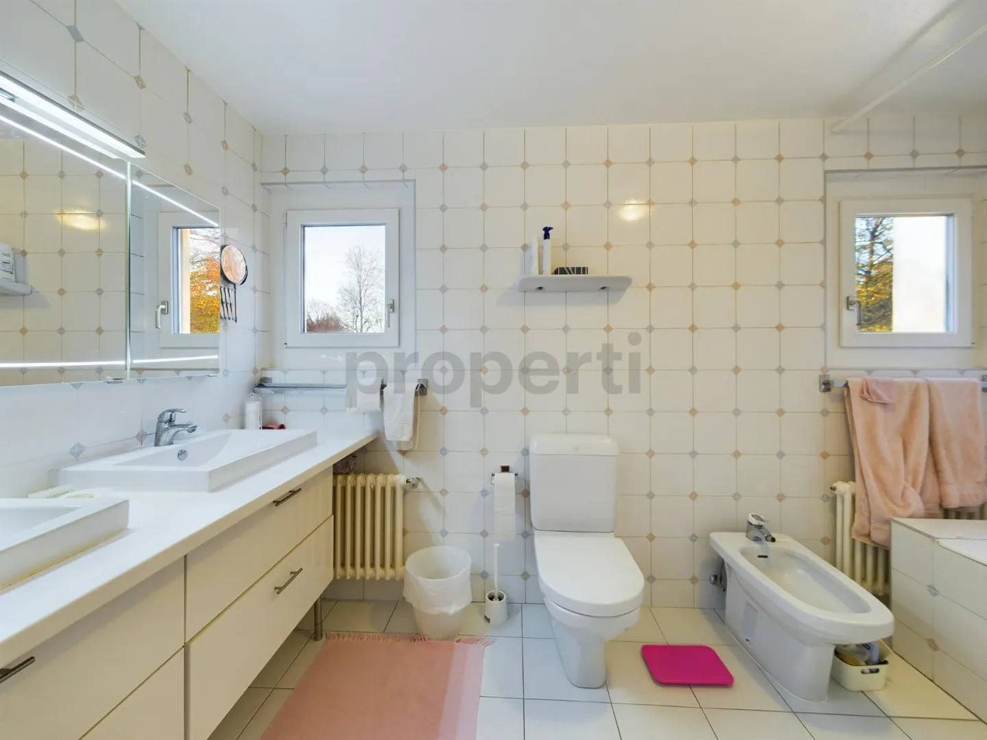 10.5 Room House - Photo 11 of 13