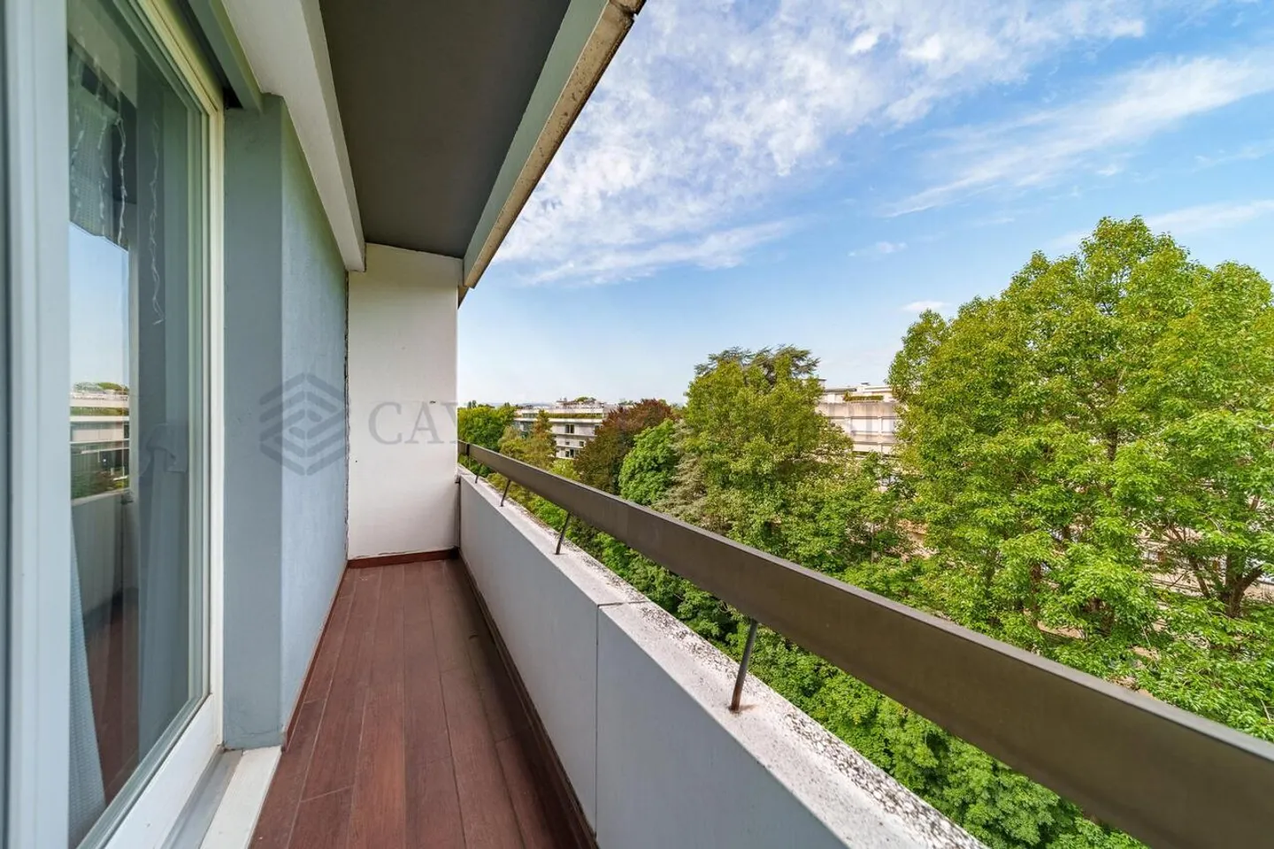 Penthouse de 3 pièces au cœur de Florissant - Photo 4 sur 8