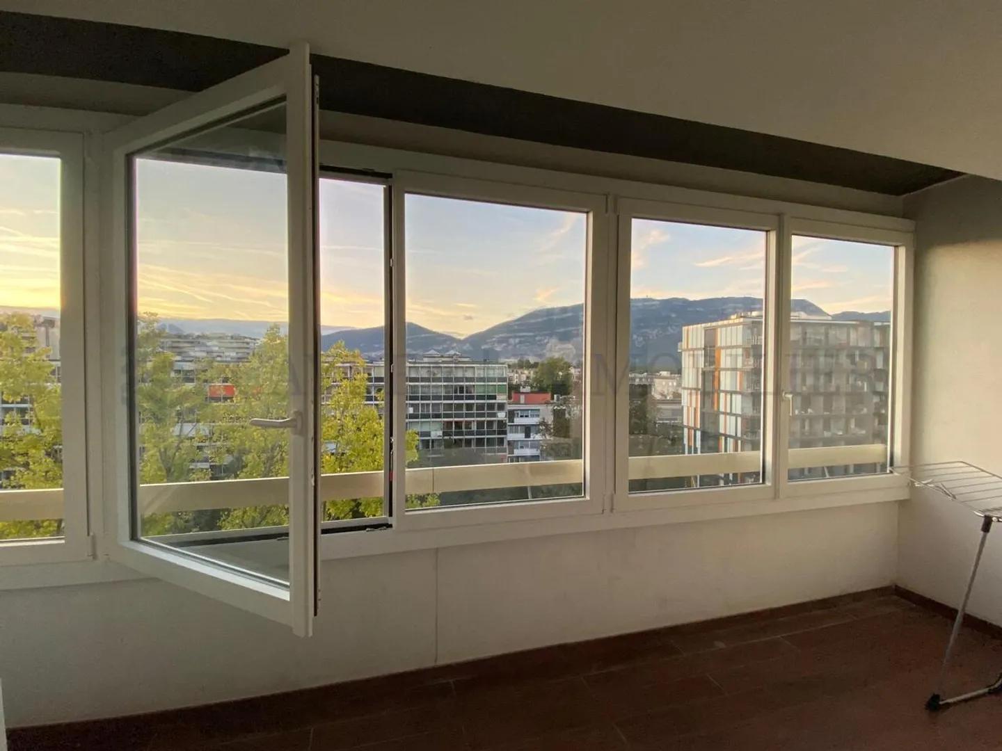 Penthouse de 3 pièces au cœur de Florissant - Photo 8 sur 8