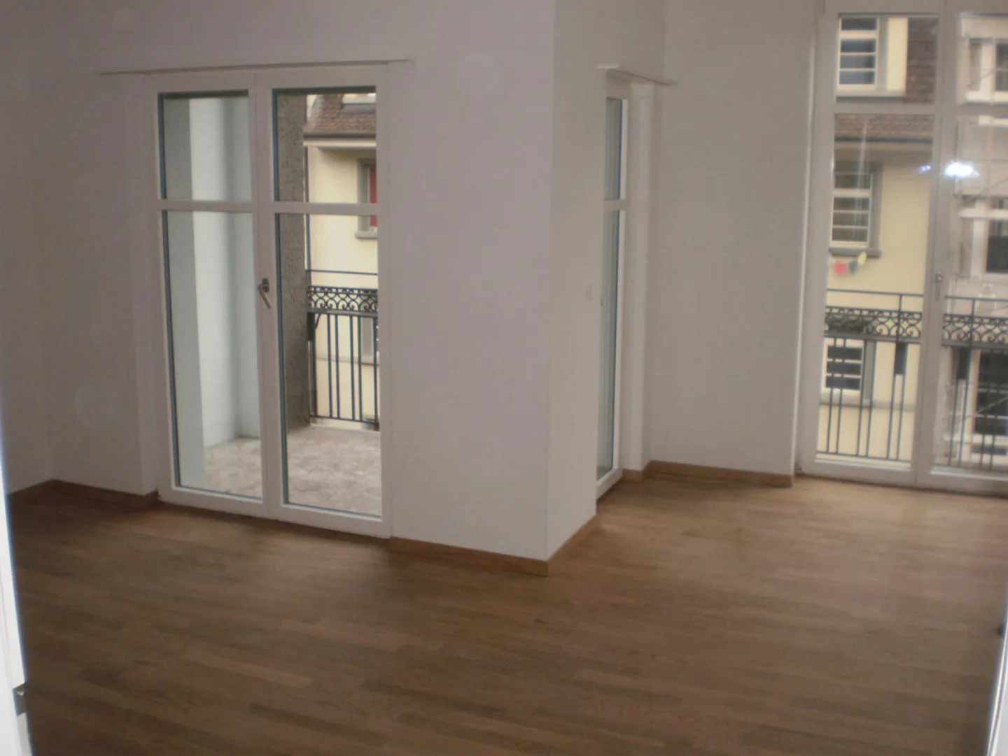 Appartamento 2.5 stanze - Foto 2 di 8