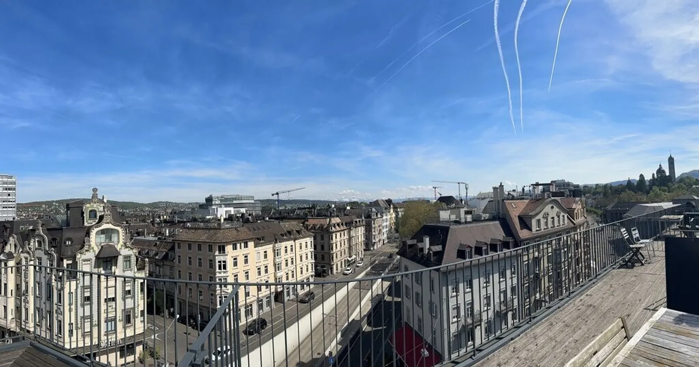 Appartement ancien lumineux avec terrasse sur le toit - Photo 9 sur 9