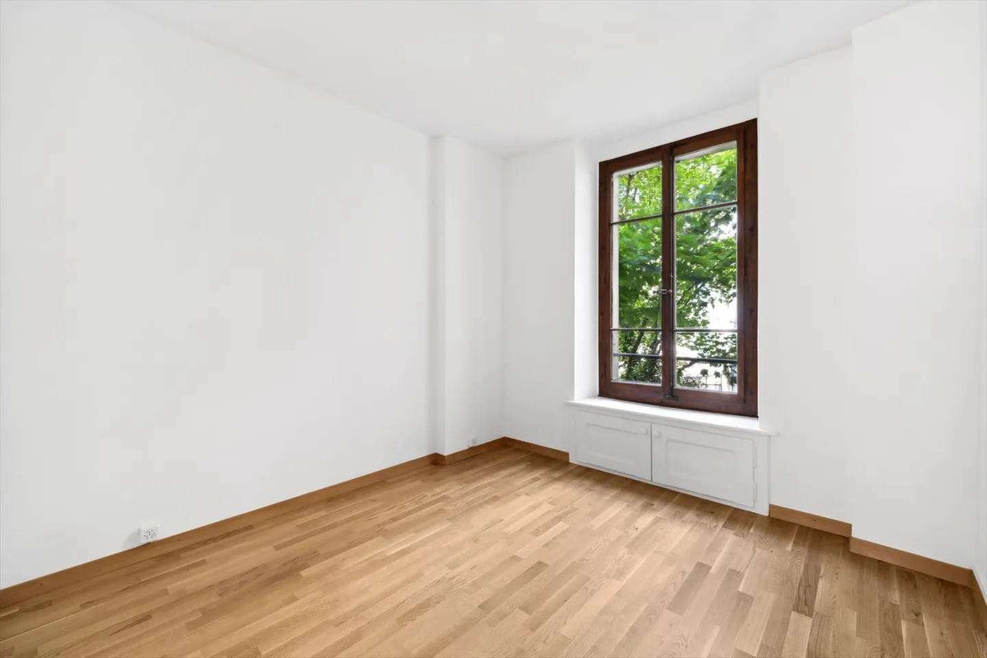 Appartamento spazioso con balcone - Foto 4 di 7