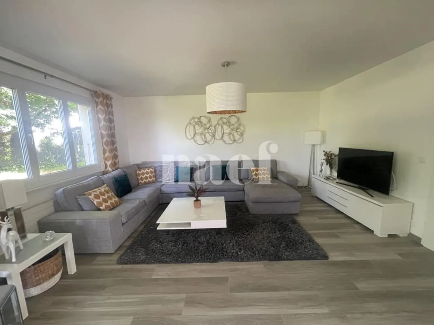 Beautiful fully renovated individual villa with large garden - Photo 6 of 13
