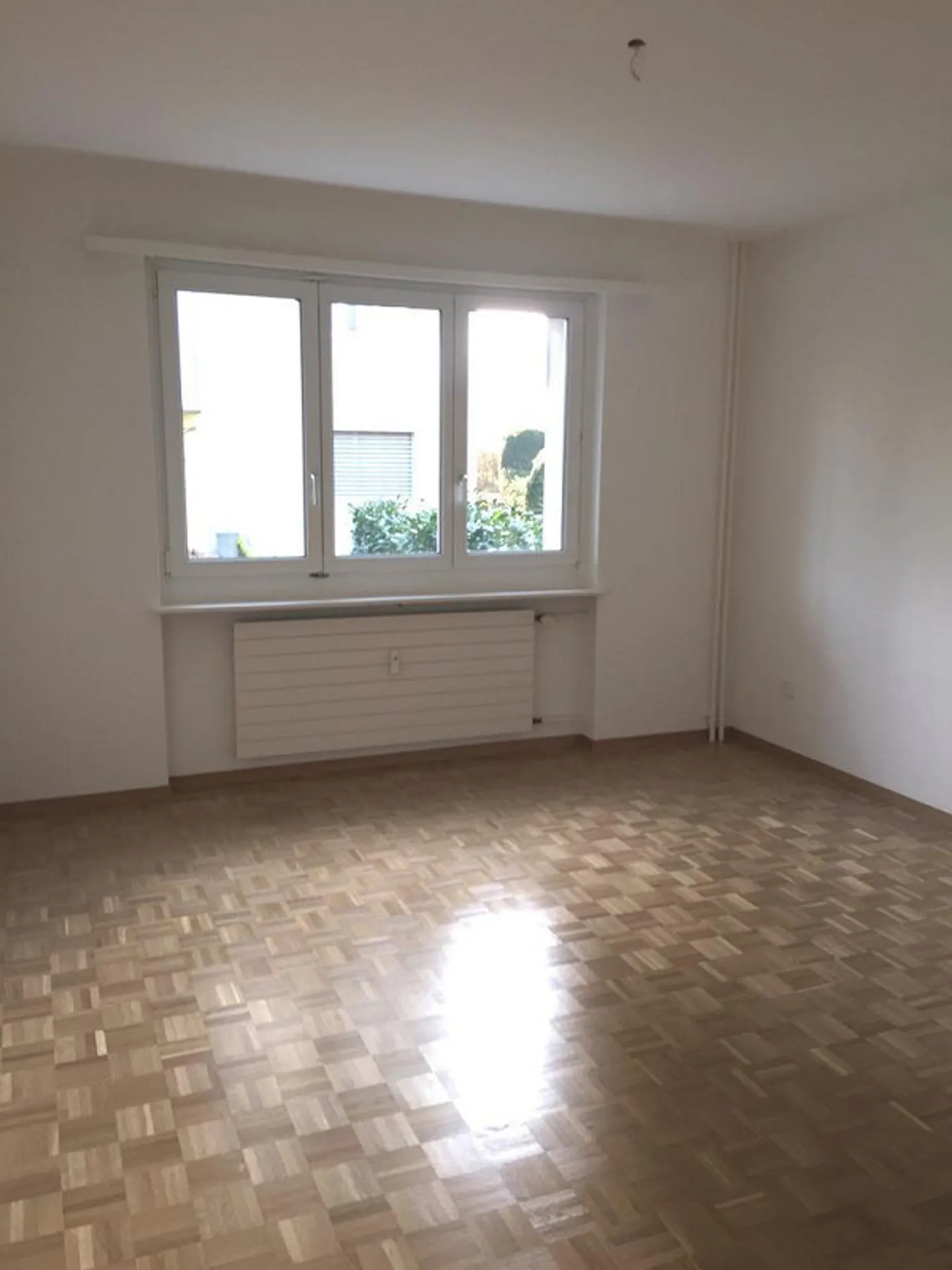 2.5 Zimmer-Wohnung mit Sitzplatz - Foto 4 von 6