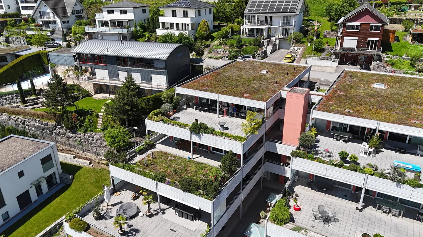 Moderne Terrassenwohnung mit Bergsicht - Foto 28 von 29