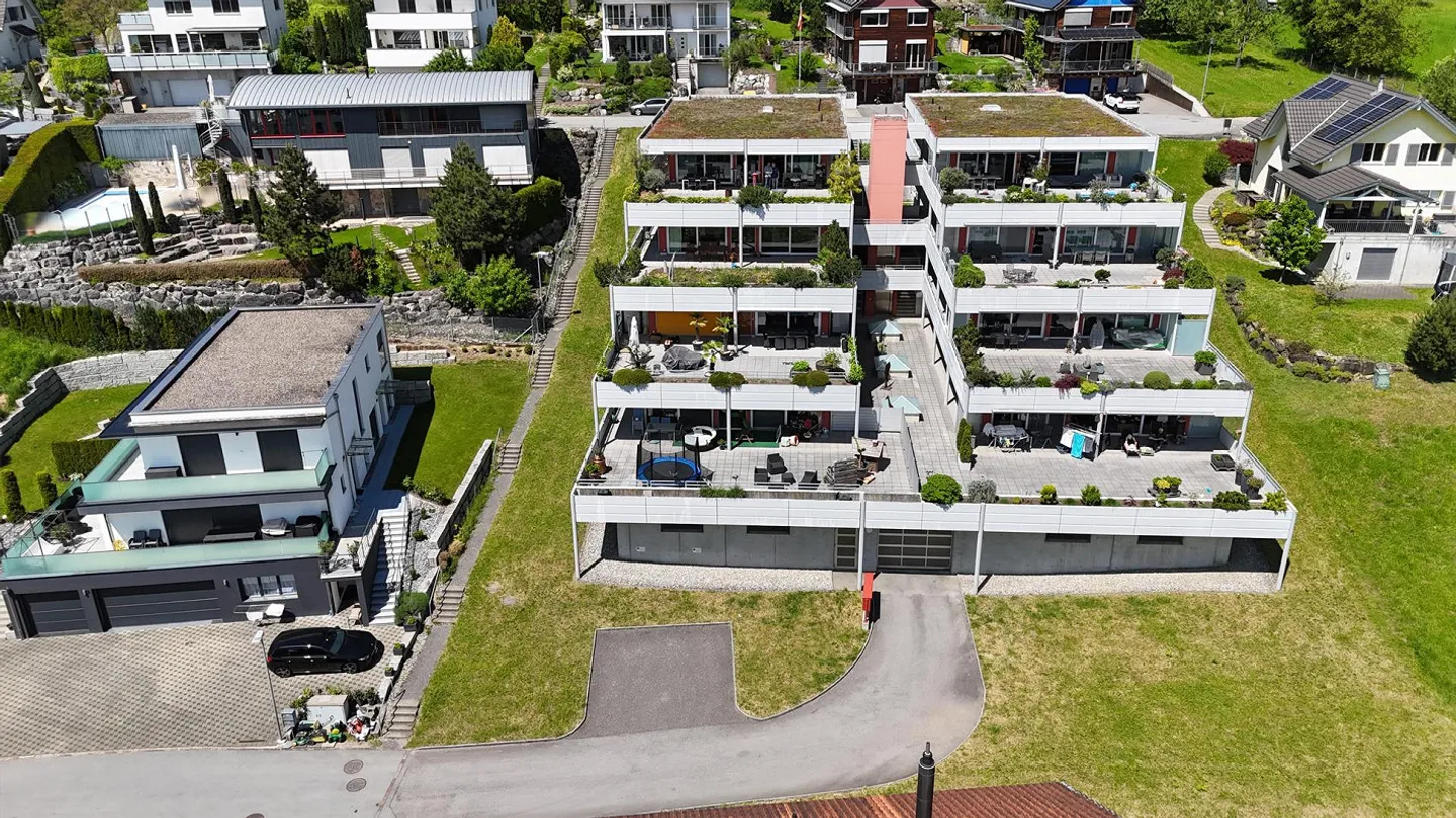 Moderne Terrassenwohnung mit Bergsicht - Foto 29 von 29