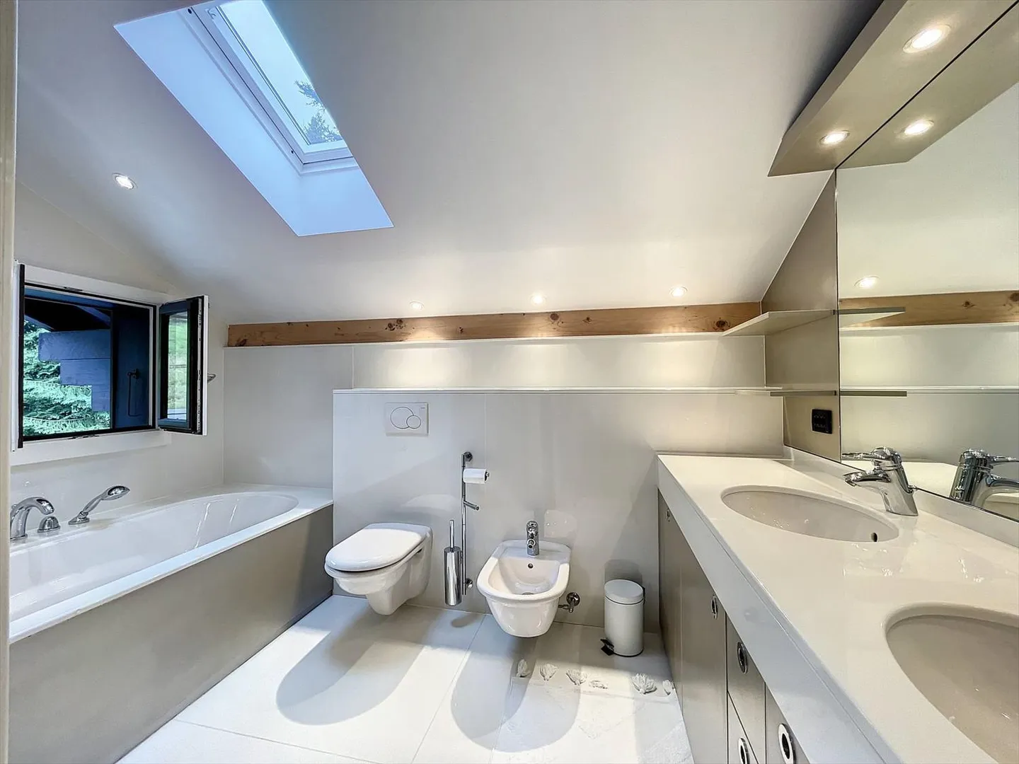 Chalet magnifique avec piscine et vue imprenable sur les Dents-du-Midi - Photo 9 sur 13
