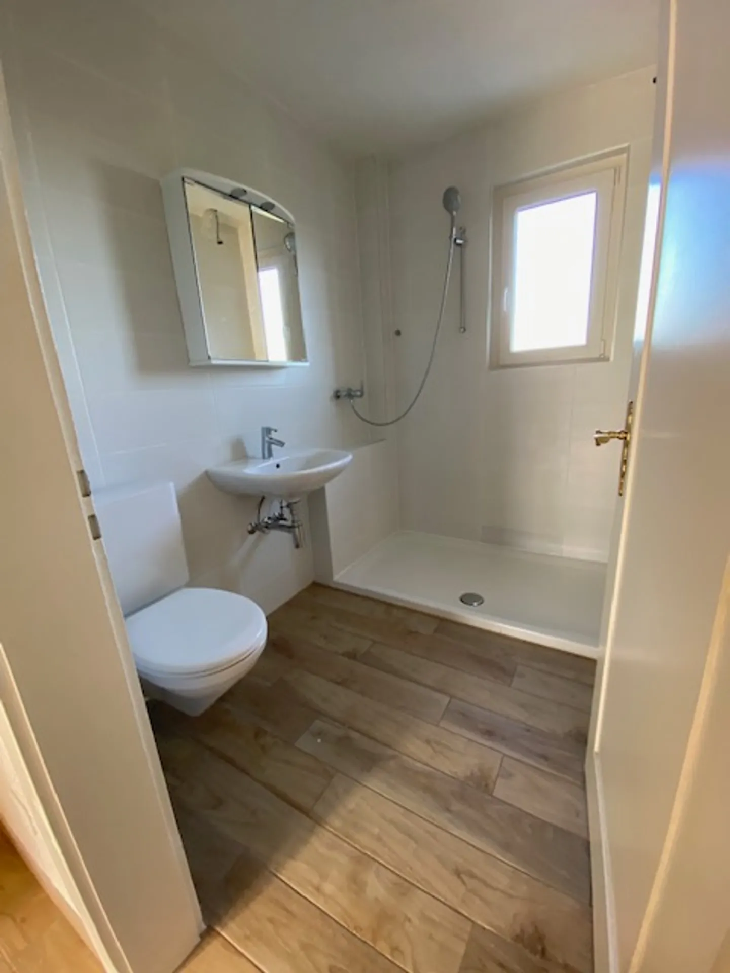 4-room apartment - Photo 3 of 10