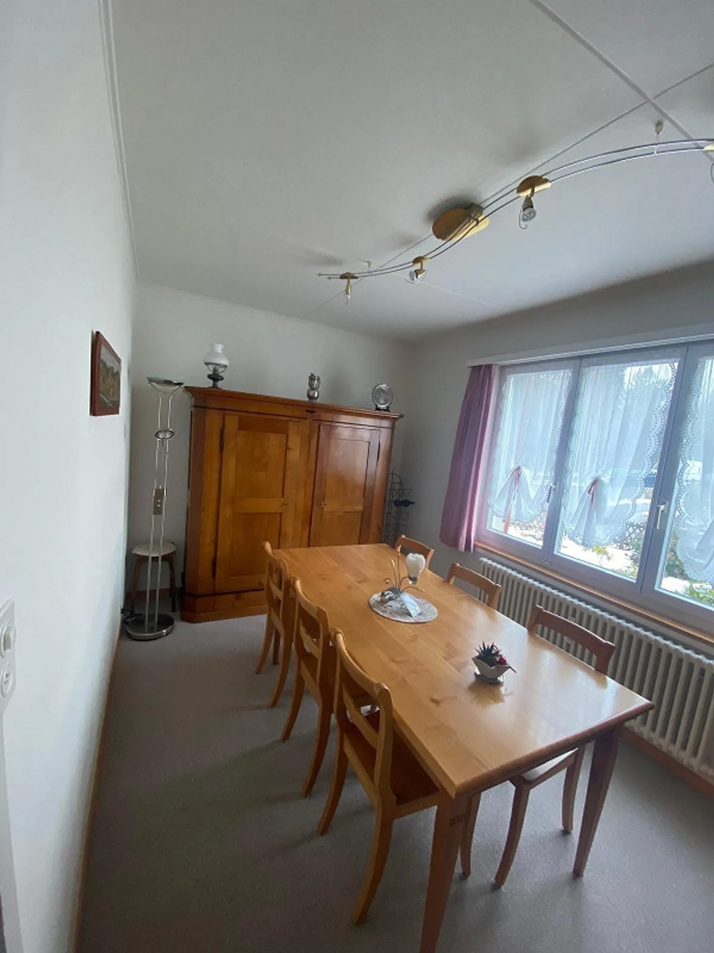 Appartement dans un quartier résidentiel calme - Photo 4 sur 7