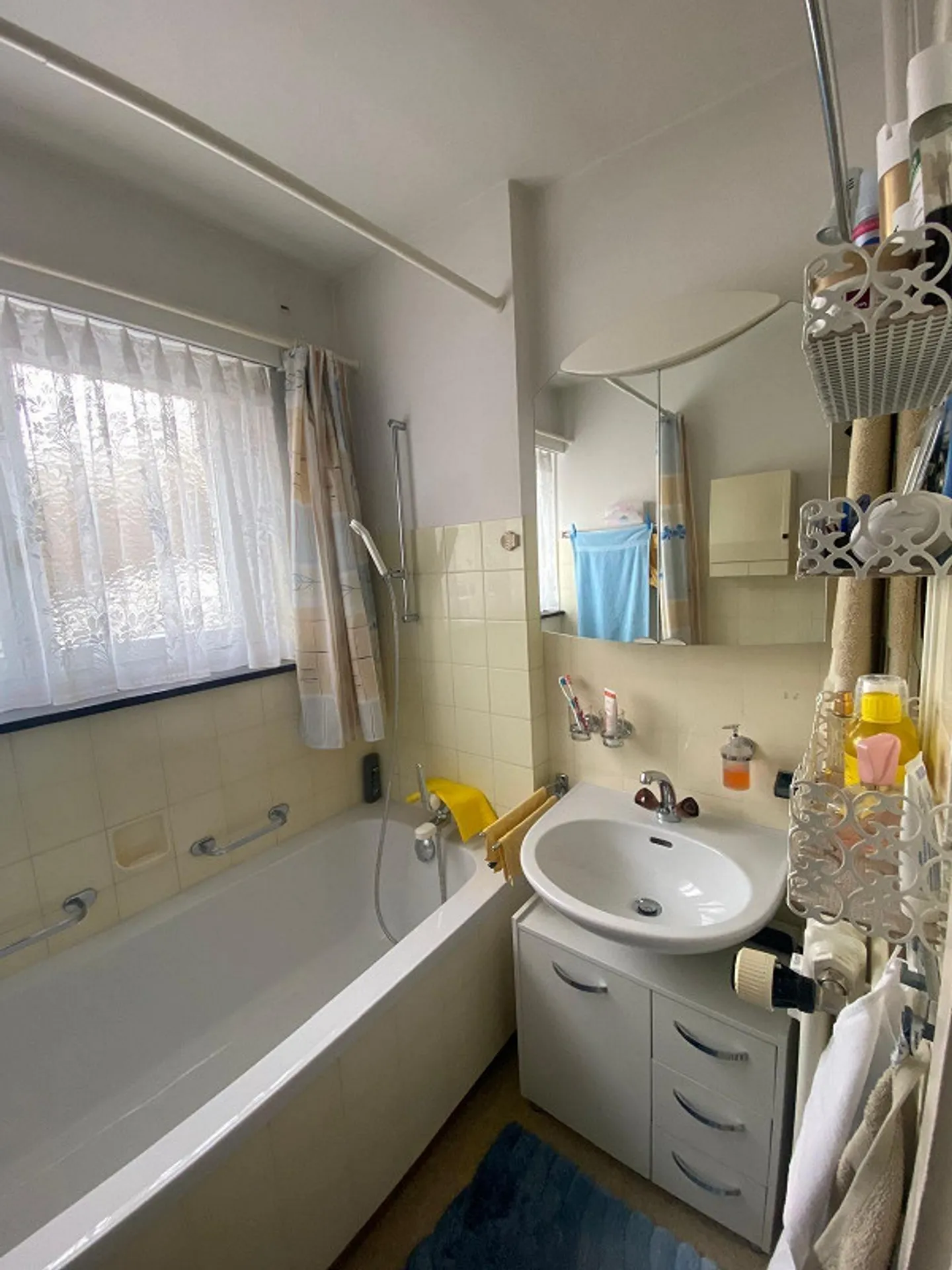 Appartement dans un quartier résidentiel calme - Photo 6 sur 7