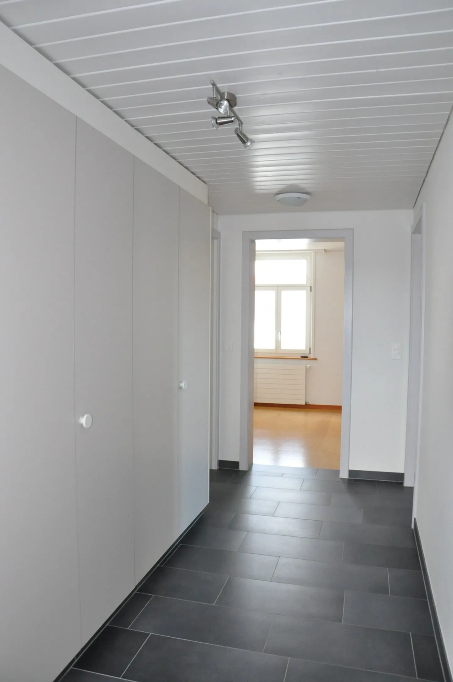 Charmante Wohnung mit Balkon - Foto 8 von 8