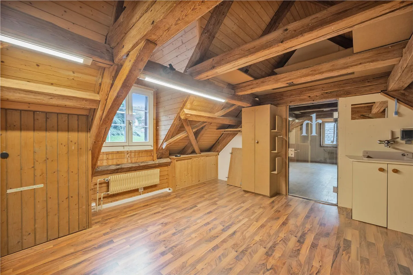 Espace commercial attrayant et extensible dans un emplacement central ! - Photo 6 sur 17