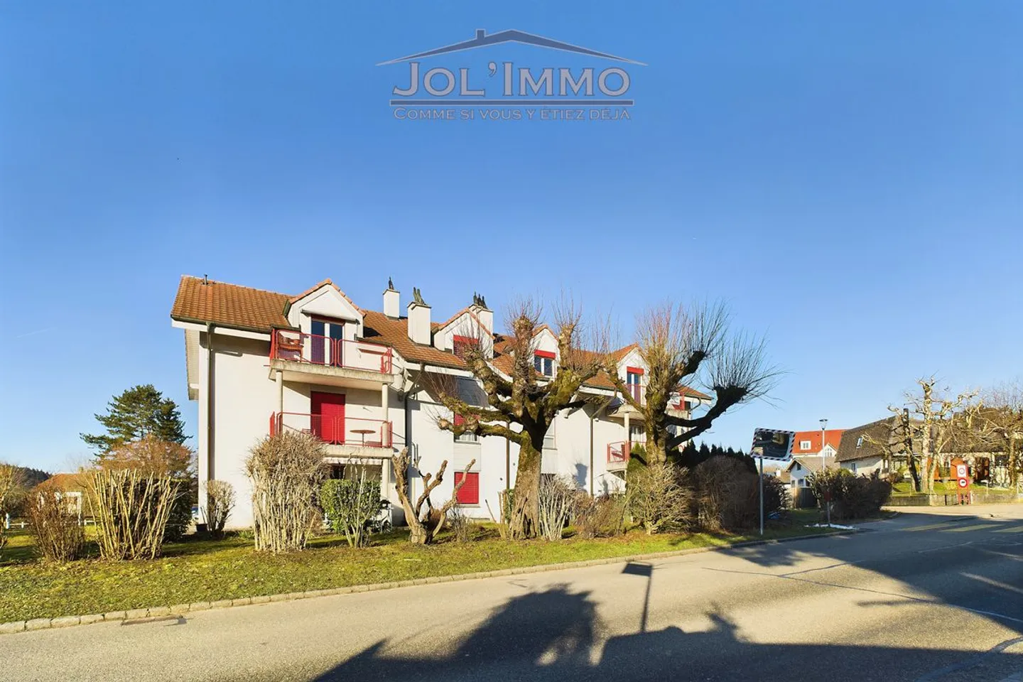 Magnifique appartement de 4,5 pièces avec beaucoup de lumière et vue - Photo 1 sur 11