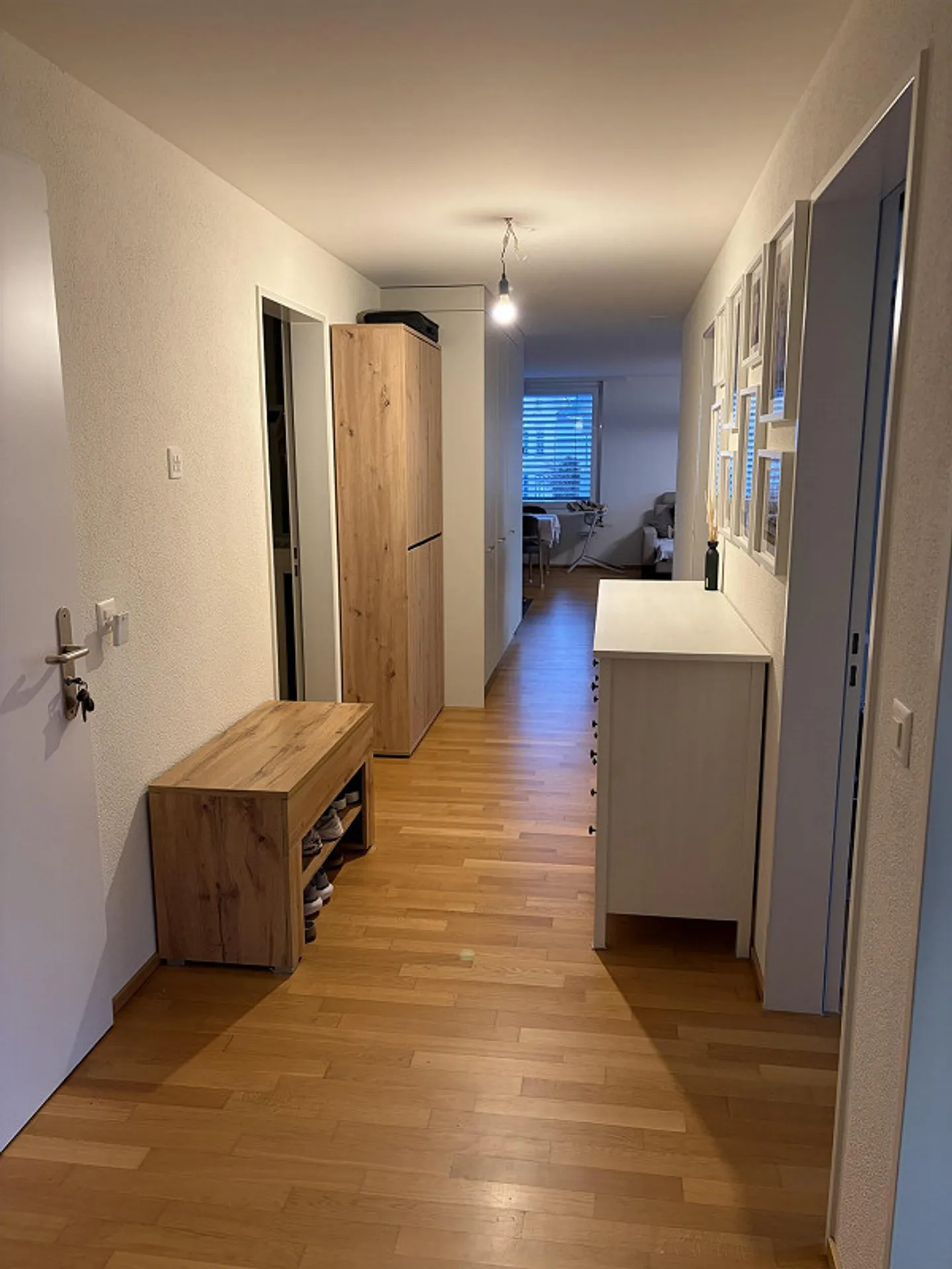 Moderne 4.5-Zimmerwohnung in Tann - Foto 3 von 10
