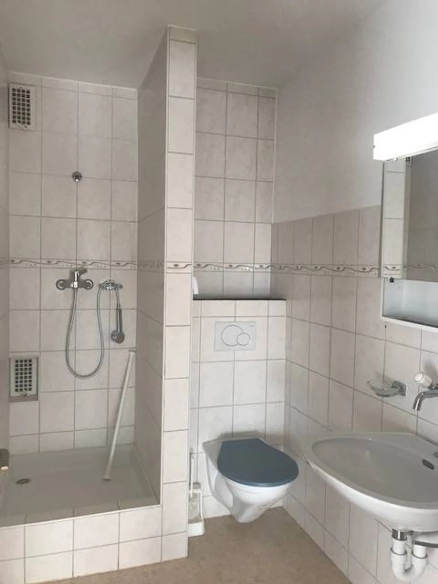 Edificio residenziale - Foto 7 di 12