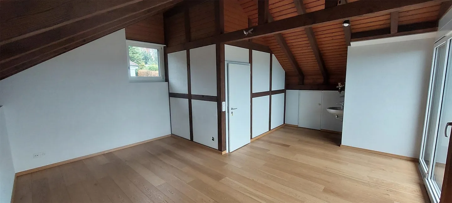 Affascinante casa unifamiliare di 6,5 stanze a Oberwil-Lieli - Foto 10 di 14