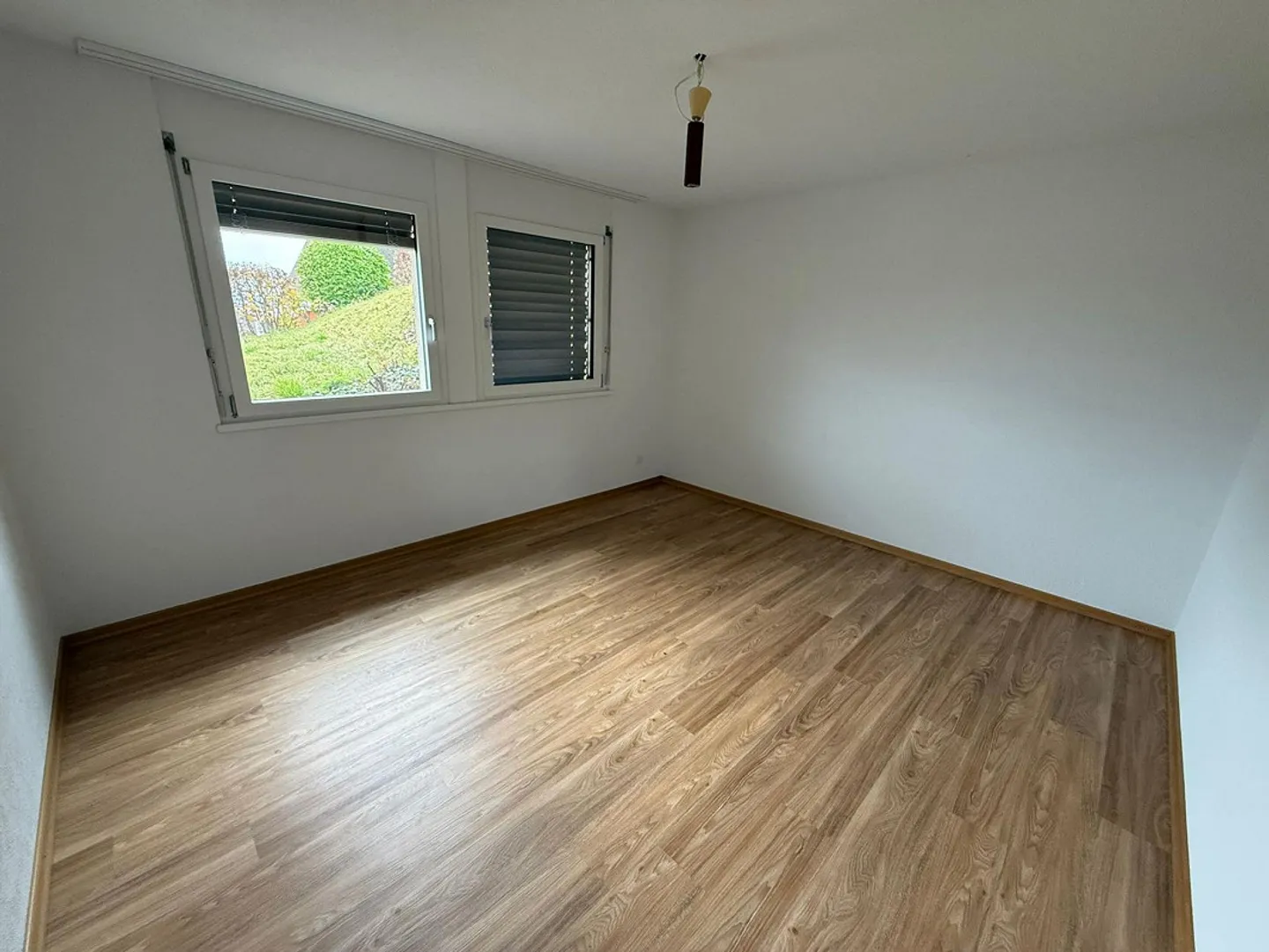 Affascinante casa unifamiliare di 6,5 stanze a Oberwil-Lieli - Foto 13 di 14