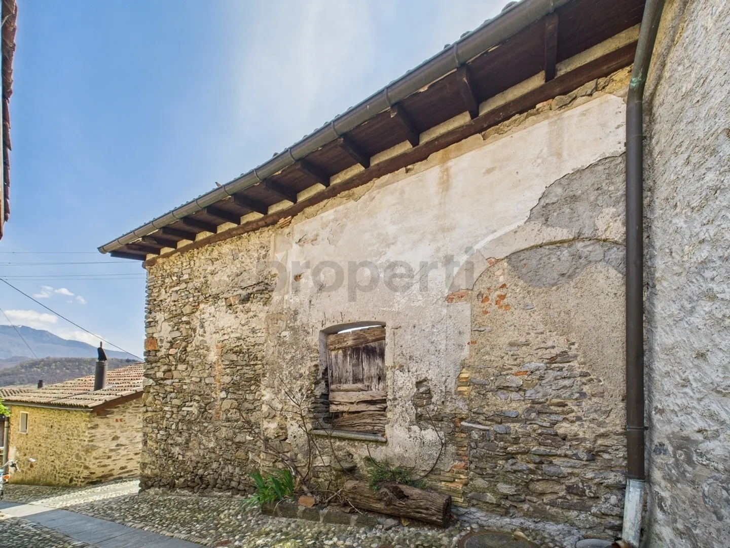 Rustico da ristrutturare nel cuore di Torricella/Taverne - Buon investimento - Foto 6 di 9