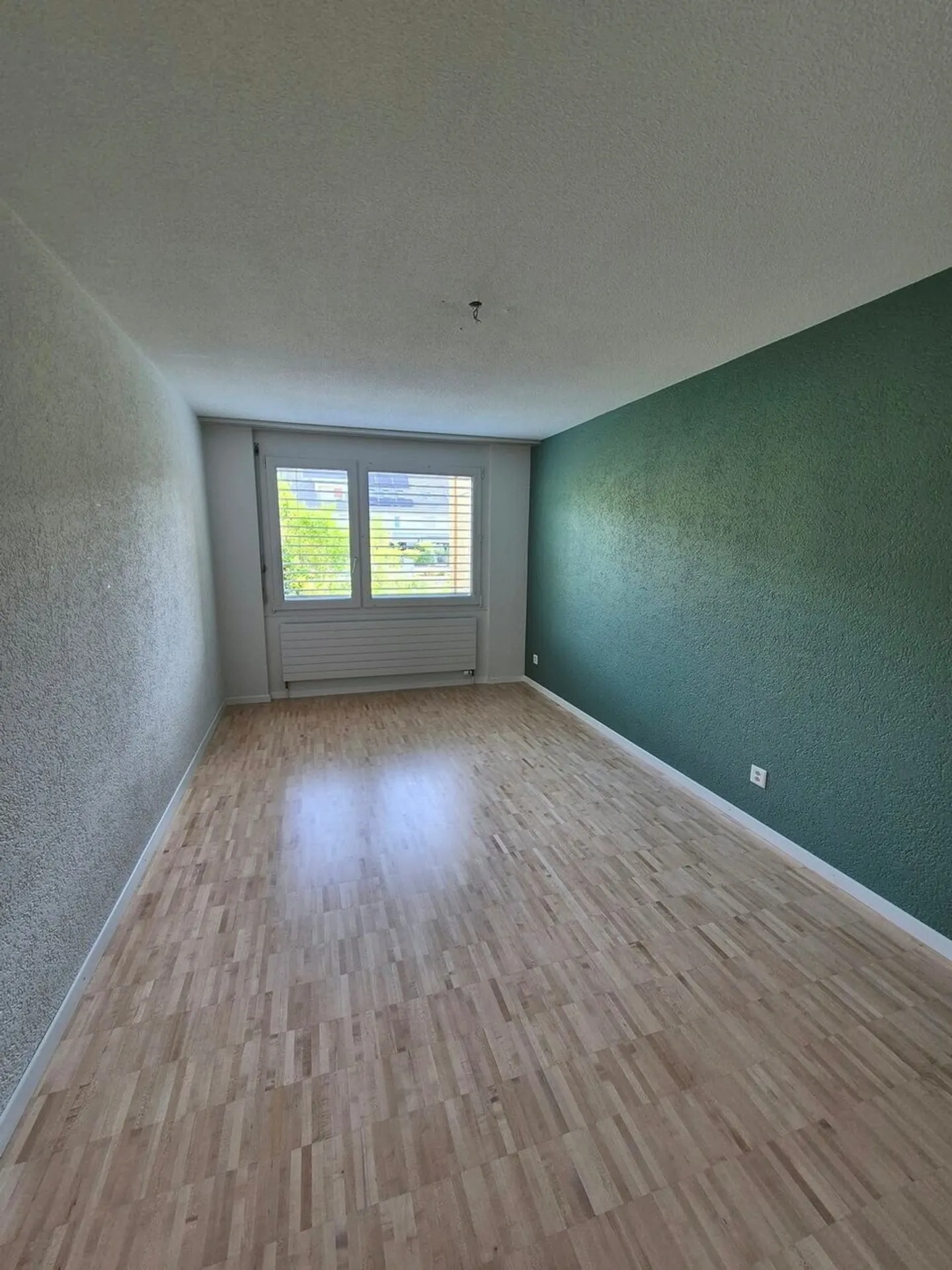 Moderne Wohnung mit grosser Terrasse - Foto 11 von 13