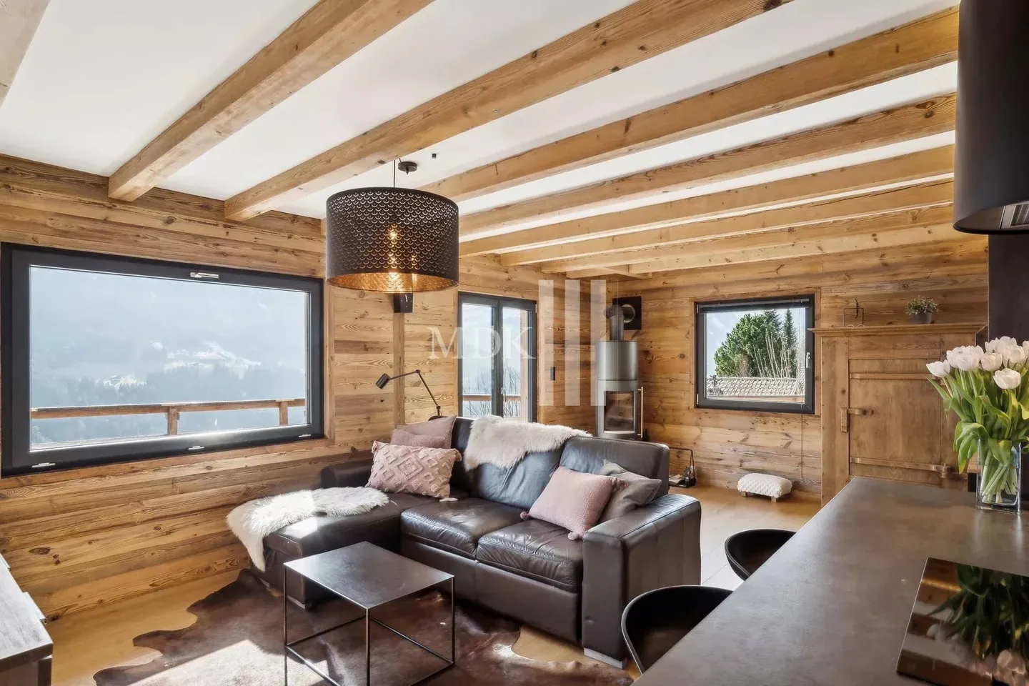 Charmant Chalet Rénové - Photo 4 sur 18