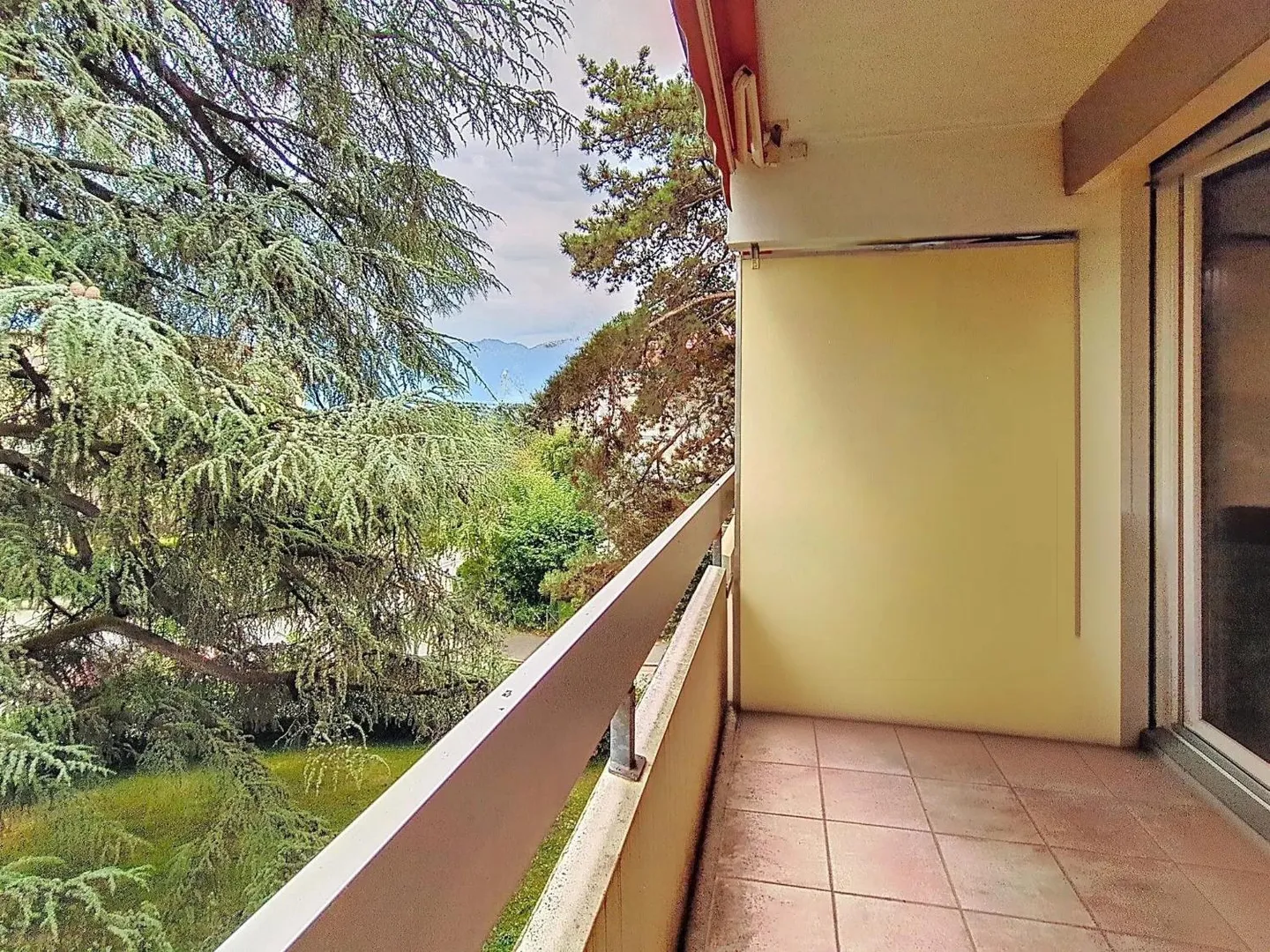 Studio affascinante con balcone - Foto 7 di 9