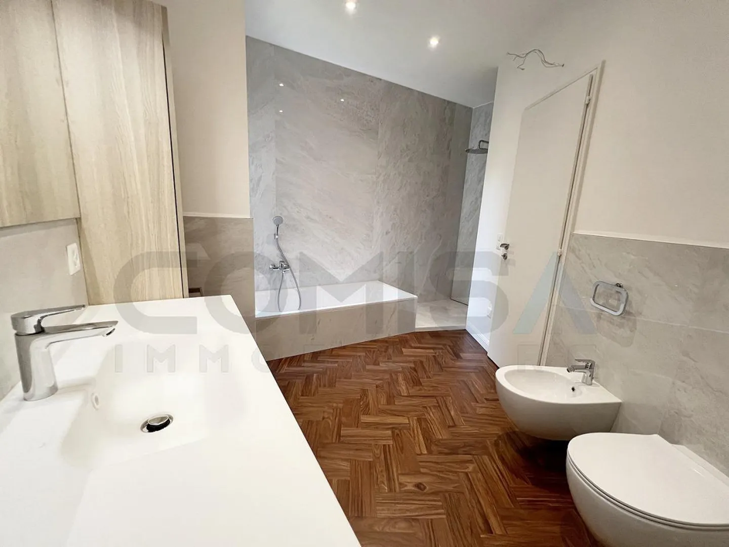 LUGANO CENTRO Appartement élégant avec jardin - Photo 14 sur 19