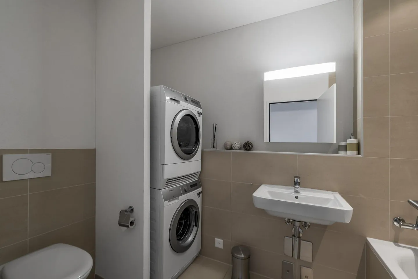 Minimum rental period 1 month - Your perfect transitional solution - Photo 6 of 8