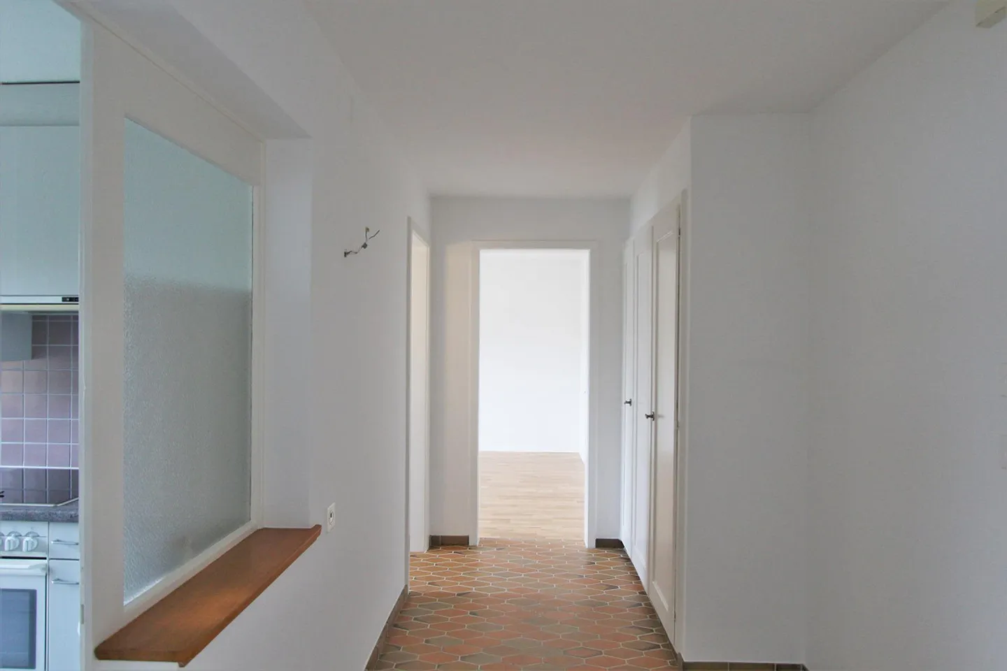 Cozy Apartment in a Good Neighborhood - Photo 8 of 9