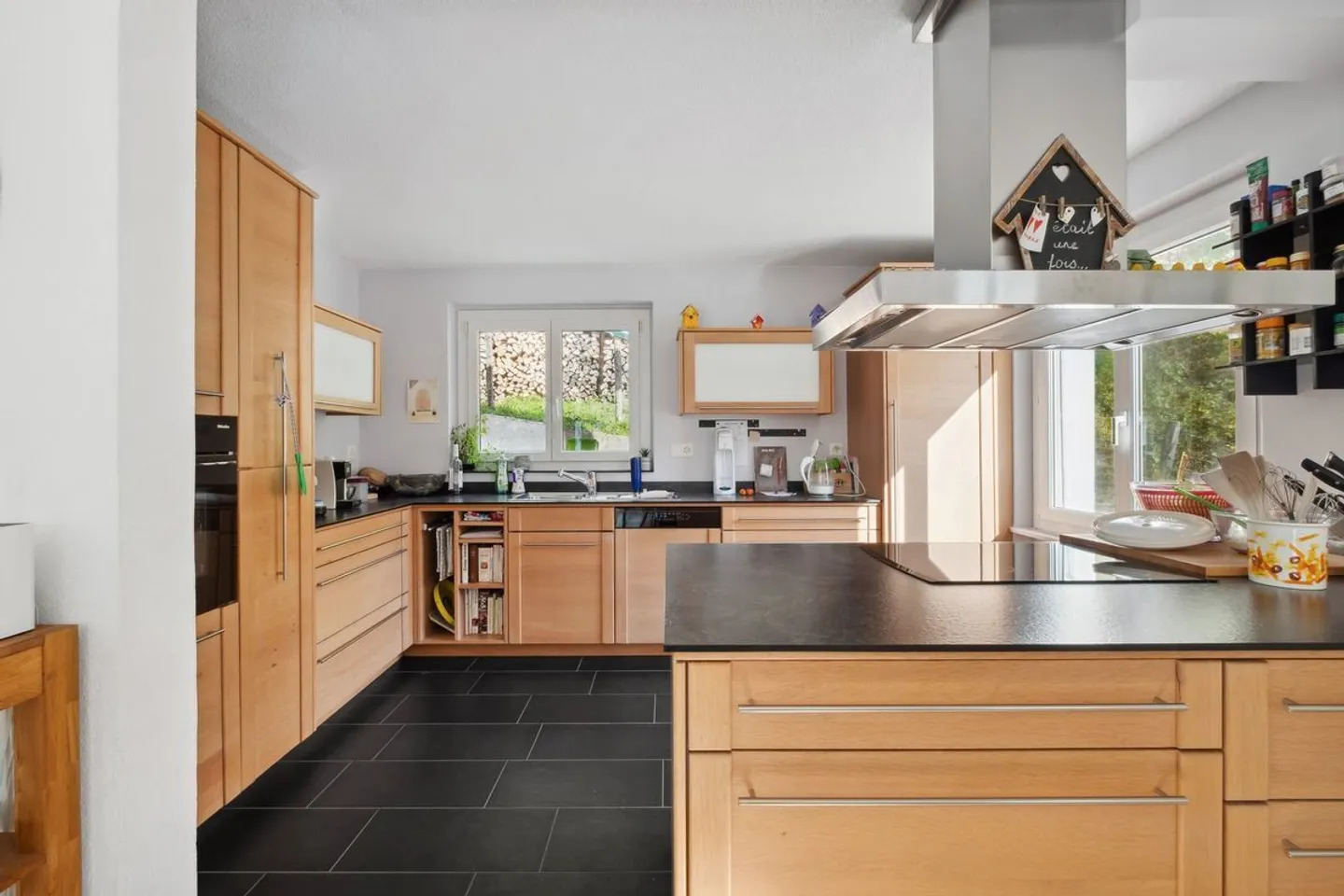 Magnificent detached house in a quiet location - Photo 3 of 6