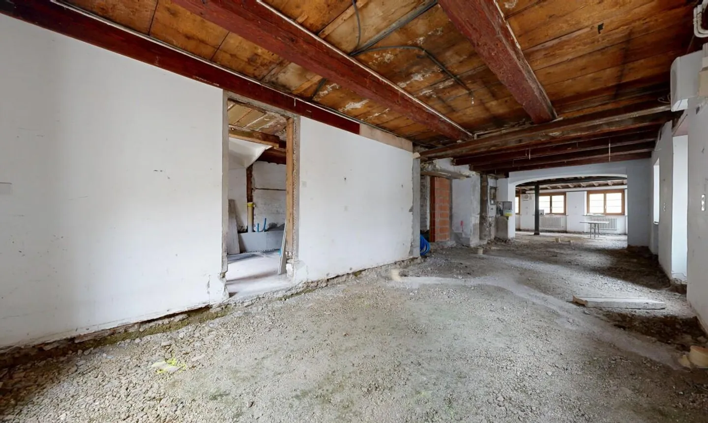 Investment Building - Possibility to create 5 lots for 360m2 net - Photo 3 of 11