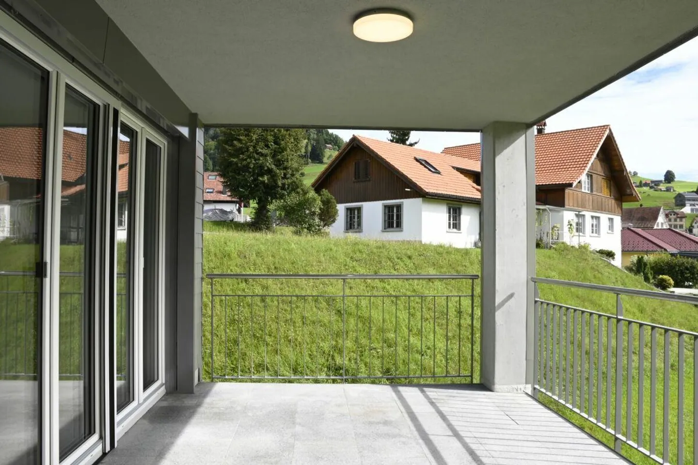 Appartamento duplex elegante con vista sulla natura - Foto 3 di 9