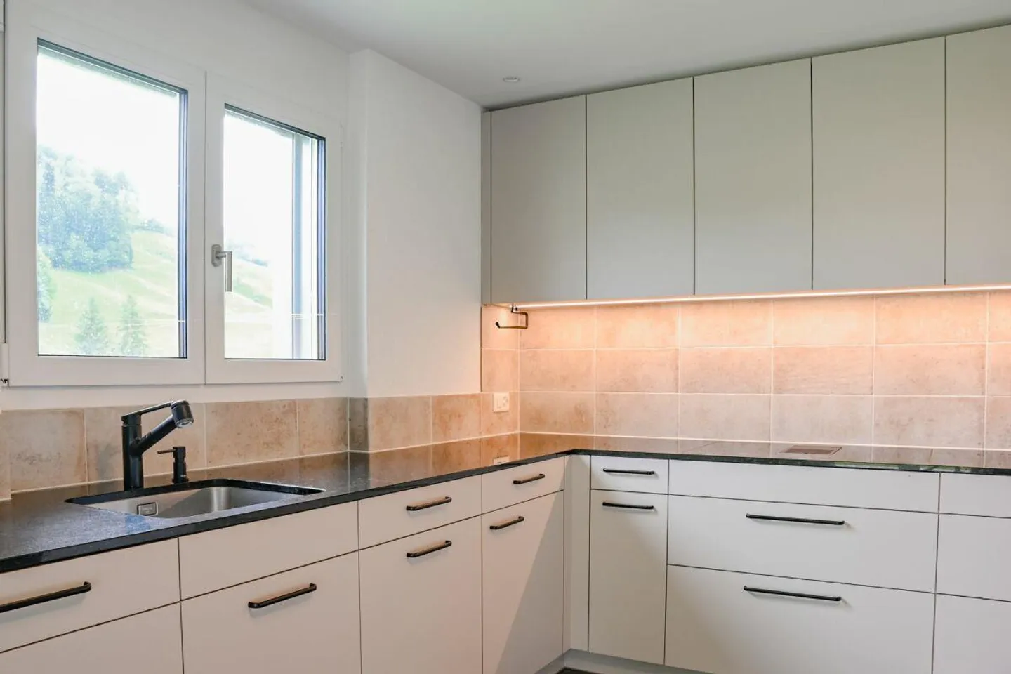 Appartamento duplex elegante con vista sulla natura - Foto 5 di 9